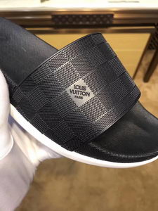 LV Slippers(AAA)-030