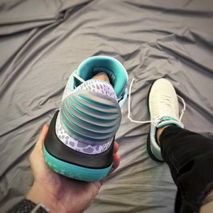 Air Jordan 32 Low “Jade”