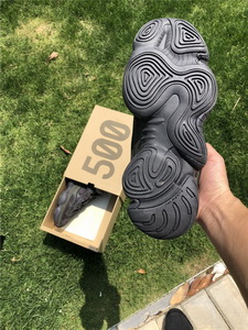 authentic ad*s Y**zy 500-002