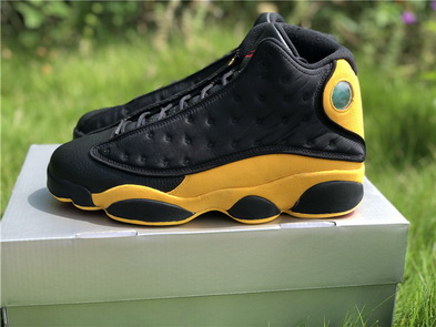 Air Jordan 13 Melo “Class of 2002”