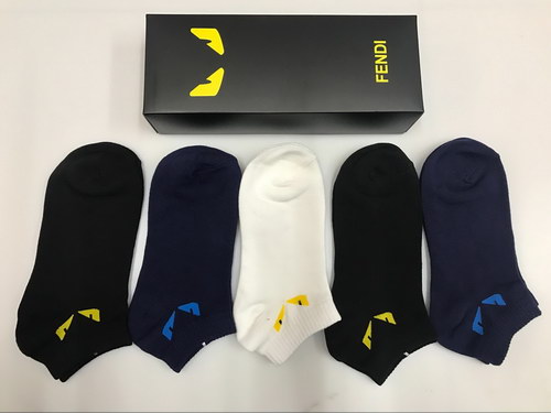 F**di socks(5 pairs)-240