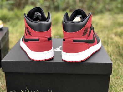 Air Jordan 1 Mid-034