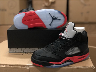 Air Jordan 5 Satin