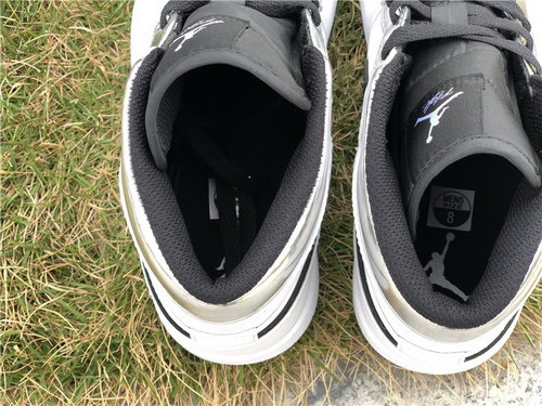 Air Jordan 1 Mid SE-036