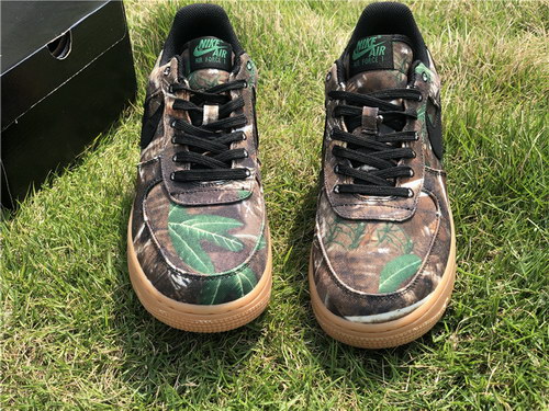 Nike AF1 07 LV8 3-002