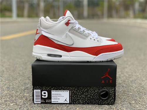 Air Jordan 3 Tinker