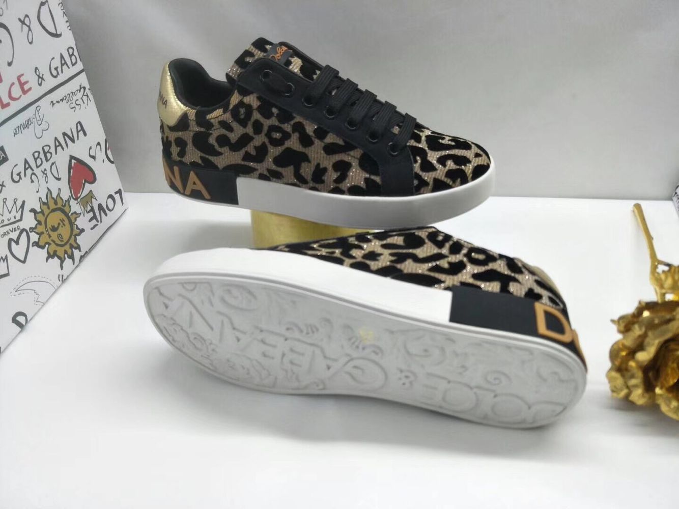 D&G Shoes AAA(Women)-009