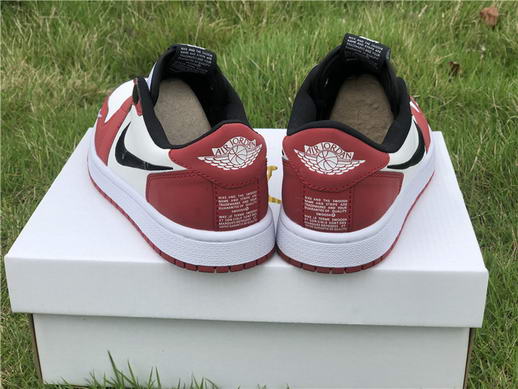 Air Jordan 1 Low OG “Chicago” GS