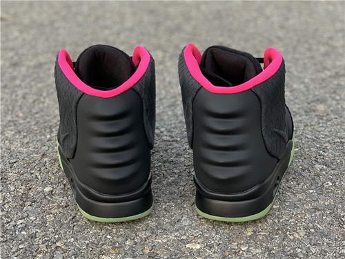 kanye west xnike air Y**zy ii nrg black