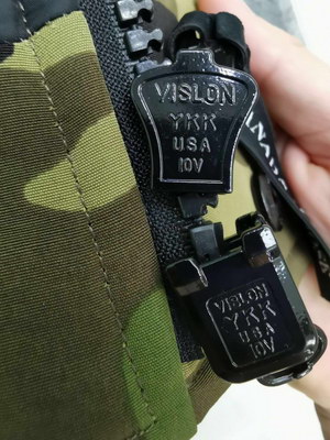 Can*a Go*e coat-01-128