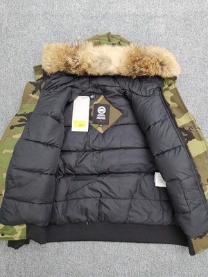 Can*a Go*e coat-01-128