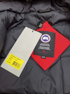 Can*a Go*e coat-01-124