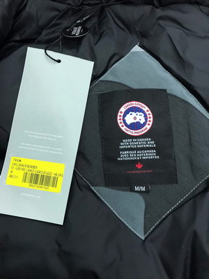 Can*a Go*e coat-01-129