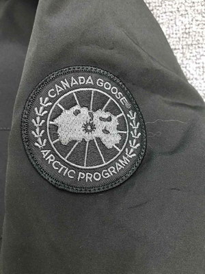 Can*a Go*e coat-37black -138