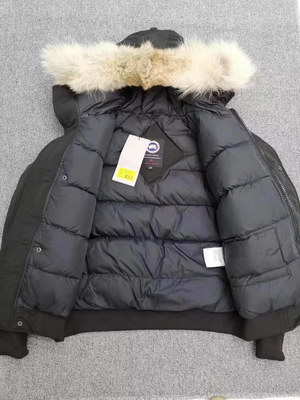 Can*a Go*e coat-01-126