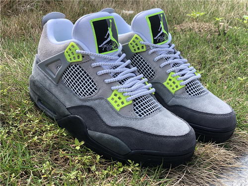 Air Jordan 4 SE “Neon”