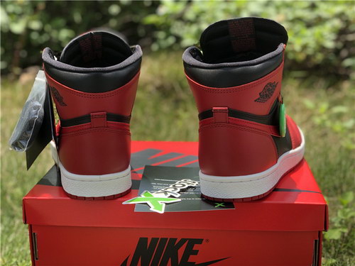 Air Jordan 1 Retro High OG “Banned”