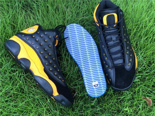 Air Jordan 13 “Oregon Ducks Yellow”