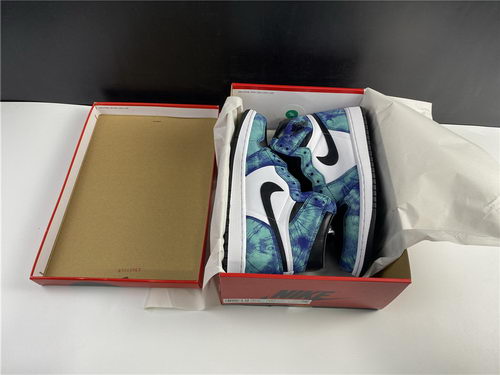 Air Jordan 1 “Tie-Dye”