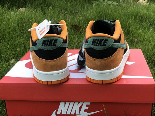 Nike Dunk Low SP “Ceramic”