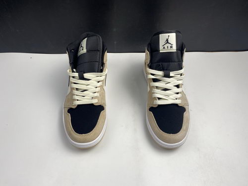 Air Jordan 1 Mid-053