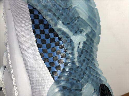 Air Jordan 11 Low”Legend Blue“