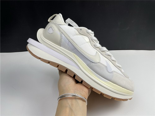 Sacai x Nike VaporWaffle 3.0-002