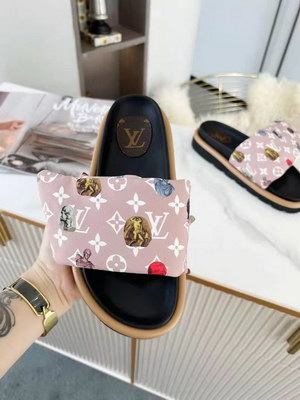 LV Slippers Women(AAA)-011