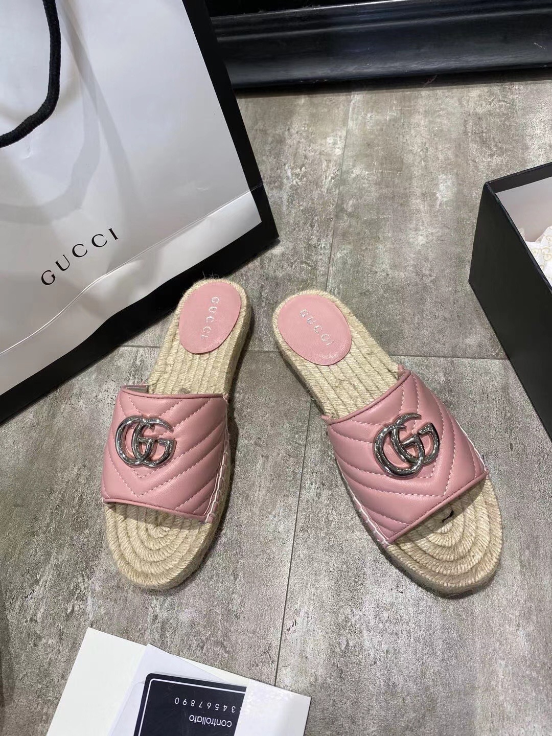 G*u*i slippers women(aaa)-107