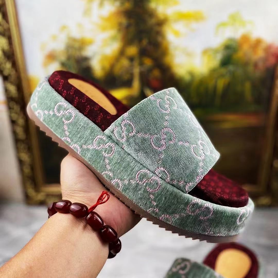 G*u*i slippers women(aaa)-140