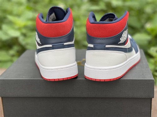 Air Jordan 1 Mid SE“ USA”