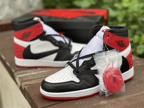 Travis Scott x Fragment x Air Jordan 1 High Black Toe