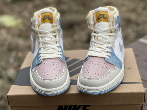 Air Jordan 1 Zoom CMFT “Macaroon”