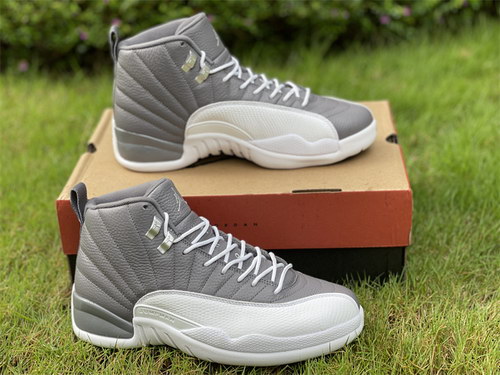 Air Jordan 12-018