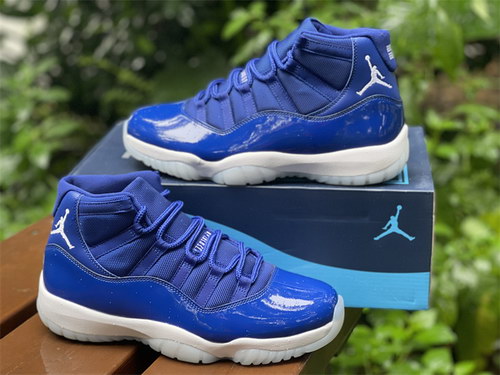 Air Jordan 11 Retro “Midnight Navy”