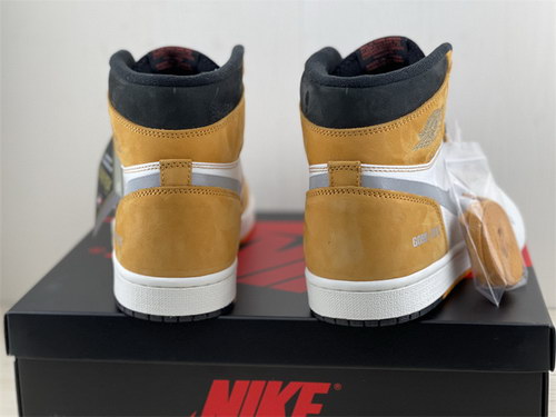 Air Jordan 1 Element Gore-Tex “Light Curry”