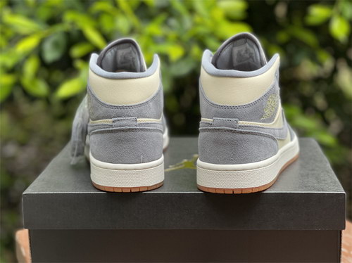 Air Jordan 1 Mid-066