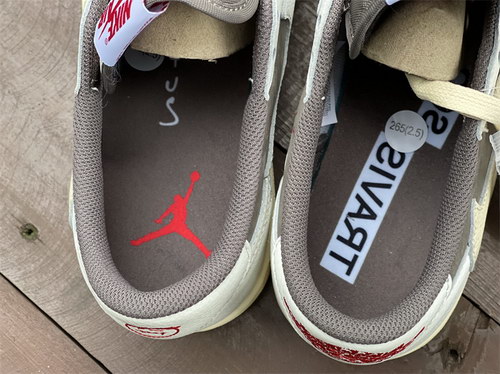Travis Scott x Air Jordan 1 Low