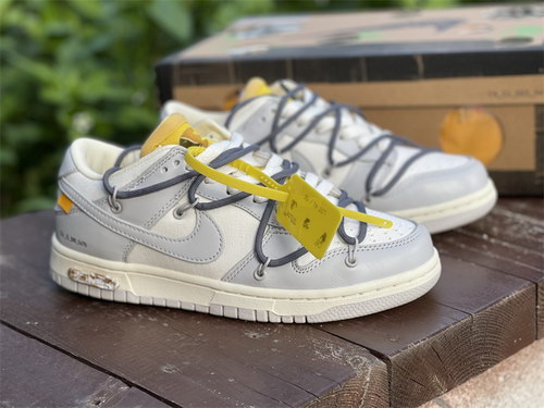 Off-White x Futura x Nike Dunk-086