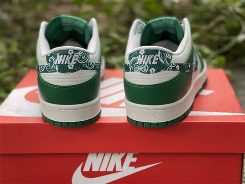 Nike Dunk Low “Green Paisley ”