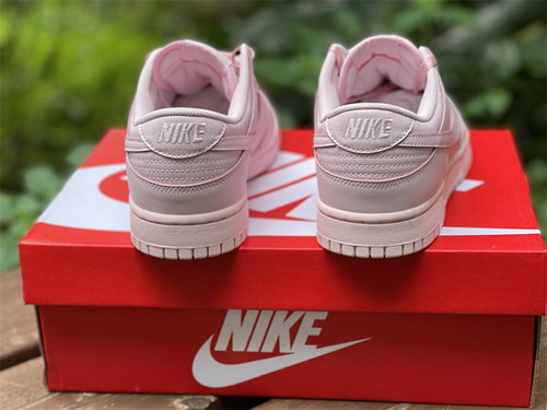 NIKE Dunk Low SE (GS)