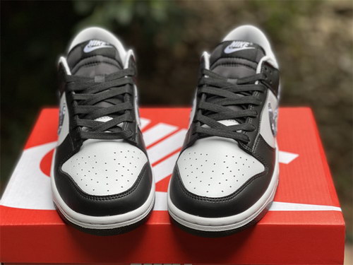 Nike Dunk Low “Black”