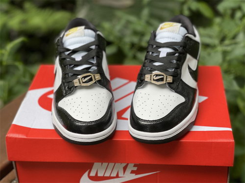 Nike Dunk Low “World Champ”