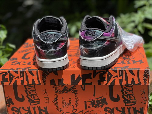 Nike Dunk Low “Graffiti”