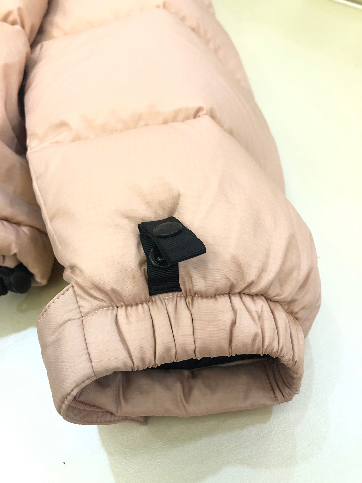 the n0*h F**e coat-037