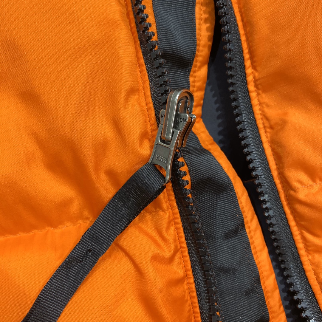 the n0*h F**e vest coat-005