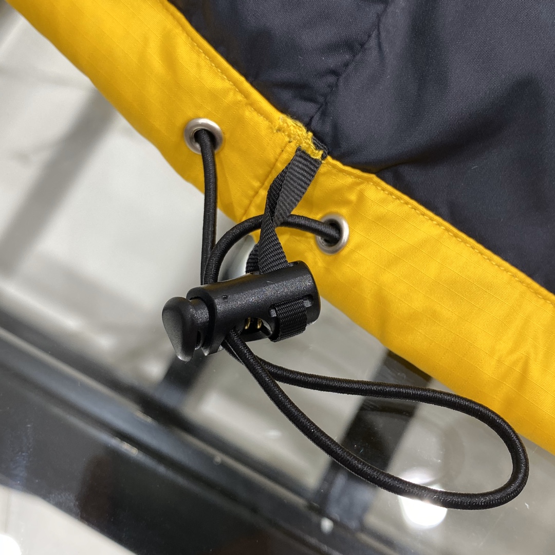 the n0*h F**e vest coat-004