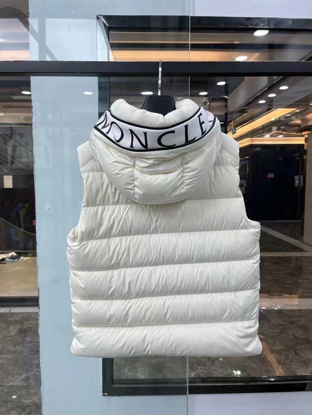 Moncler Vest Coat-017