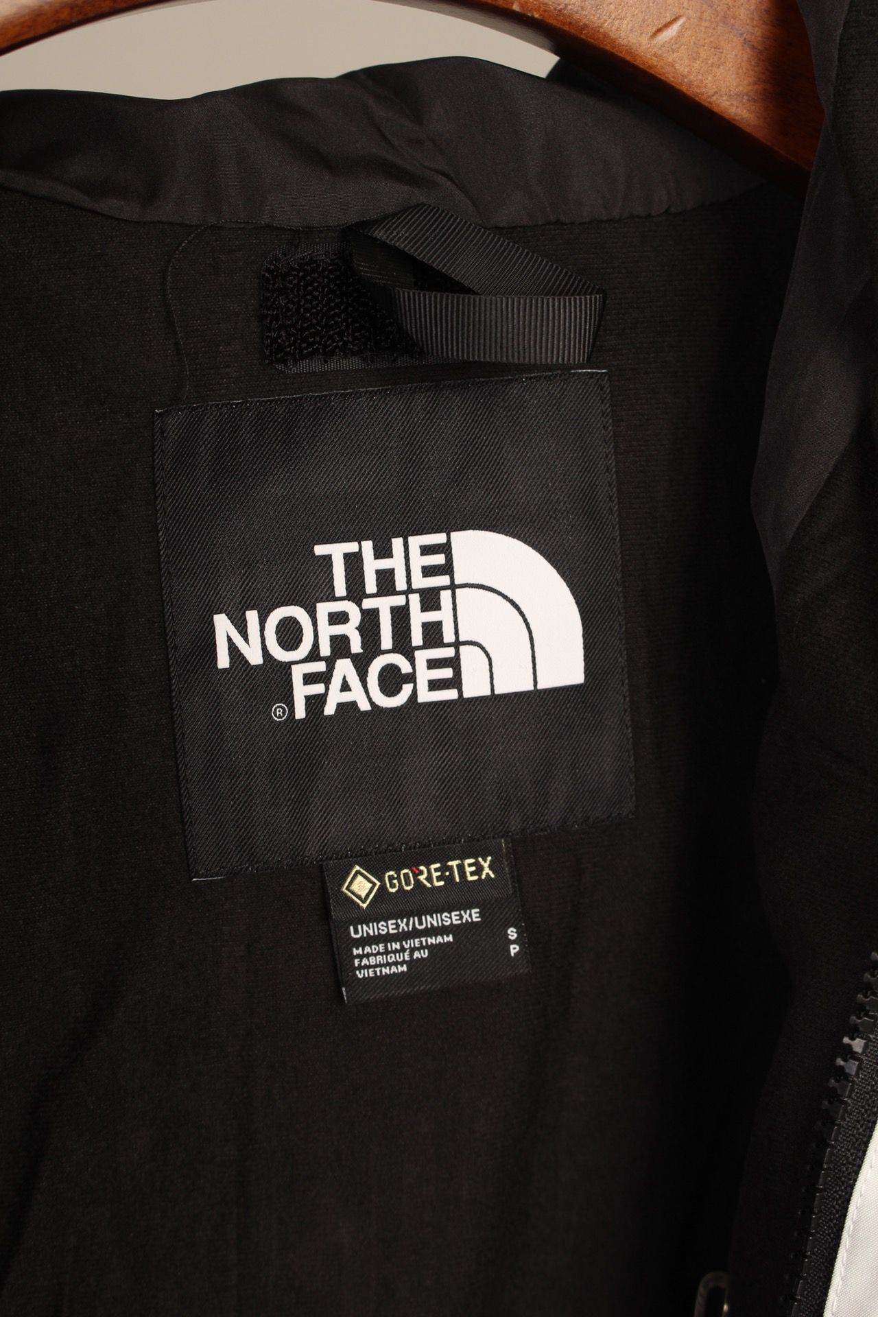 the n0*h F**e coat-020