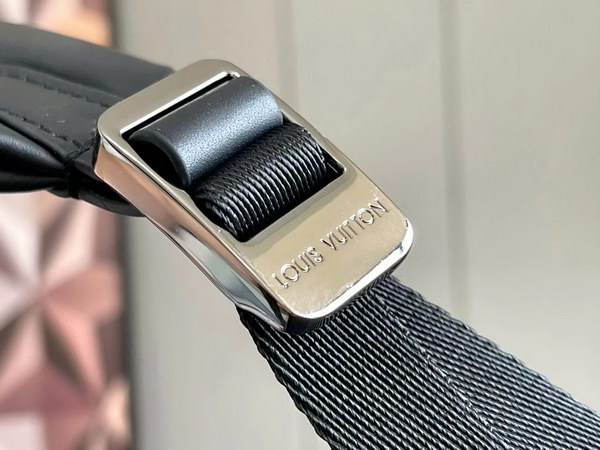 LV Backpack(AAAA)-058